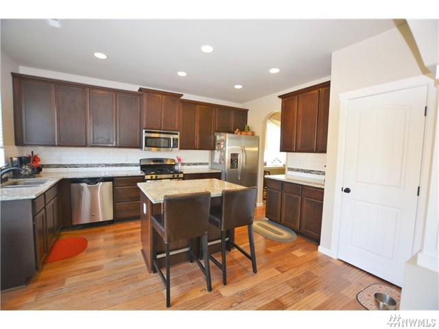 For Sale: 5518 Charlotte Ave SE Auburn, WA 98092