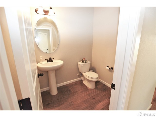 For Sale: 5518 Charlotte Ave SE Auburn, WA 98092