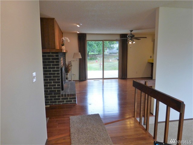 For Sale: 10904 SE 293 St Auburn, WA 98092