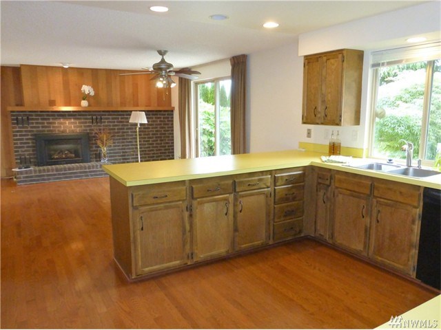 For Sale: 10904 SE 293 St Auburn, WA 98092