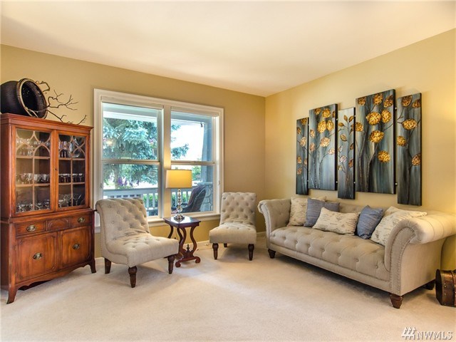For Sale: 5635 Elizabeth Lp SE Auburn, WA 98092