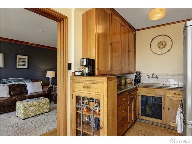 For Sale: 400 Boylston Ave E #310 Seattle, WA 98102