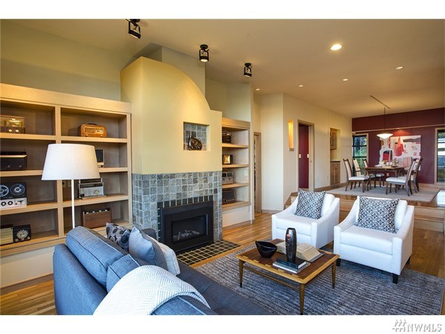 For Sale: 2637 11th Ave E Seattle, WA 98102