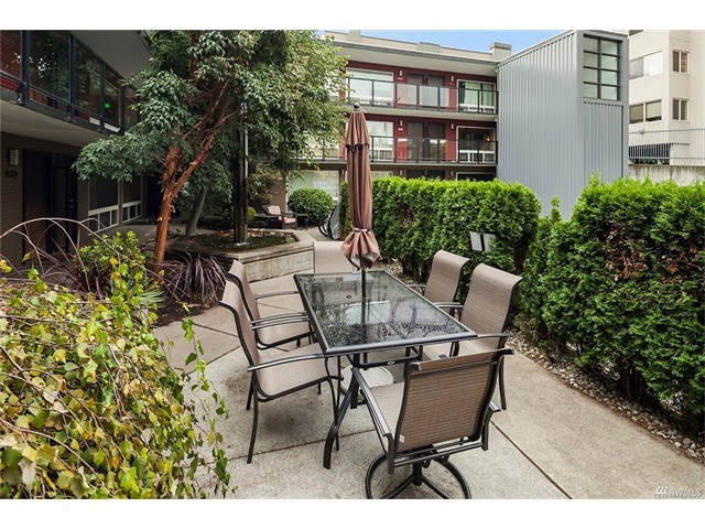 752 Bellevue Ave E #104