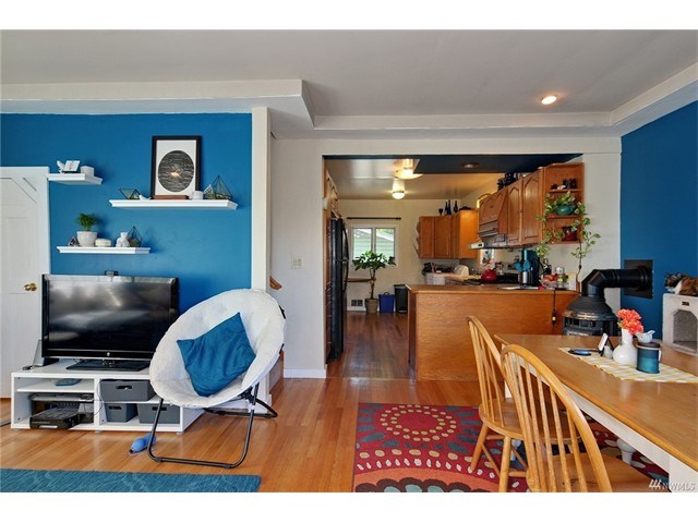 812 NW 49th St