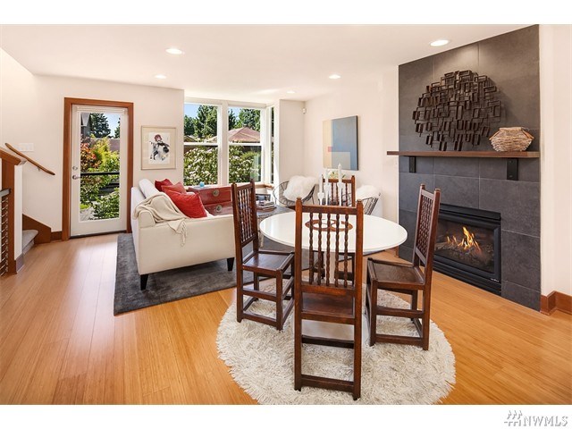 For Sale: 3636 Palatine Ave N #APT B Seattle, WA 98103