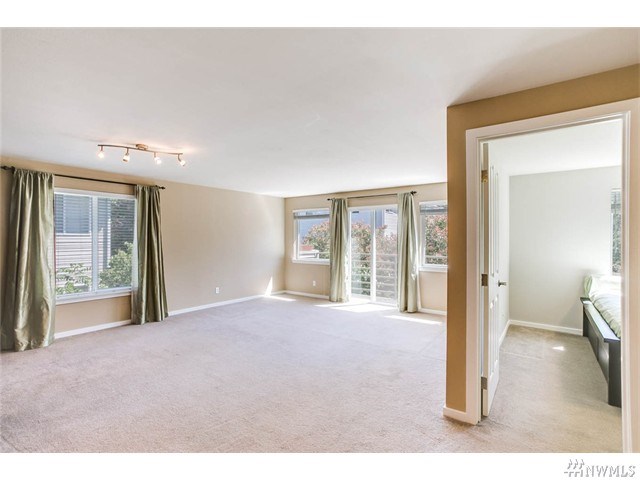 For Sale: 8812 Stone Ave N #302 Seattle, WA 98103