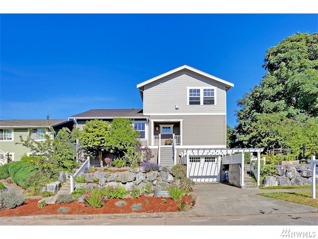 For Sale: 3928 19th Ave SW Seattle, WA 98106