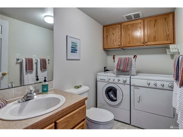 2601 NW 59th St
