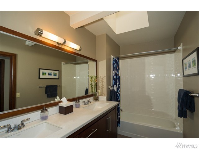 For Sale: 1400 2nd Ave N #282 Seattle, WA 98109