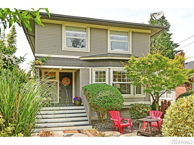 For Sale: 2447 1st Ave N Seattle, WA 98109