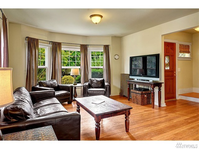 For Sale: 2447 1st Ave N Seattle, WA 98109