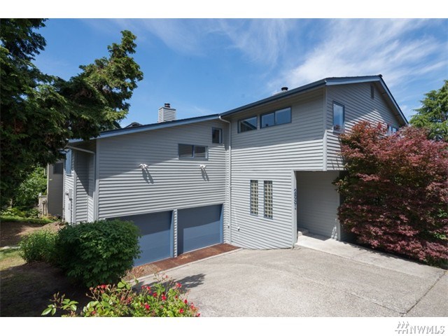 For Sale: 2531 Nob Hill Ave N Seattle, WA 98109
