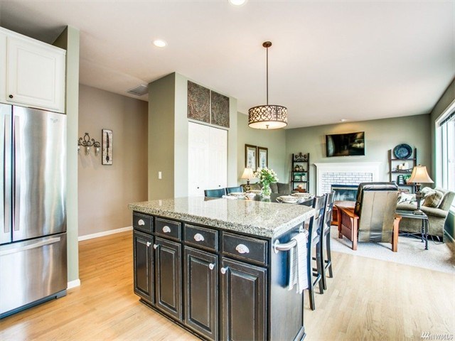 244 Parfitt Way SW