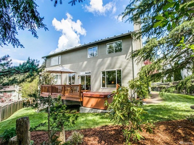 244 Parfitt Way SW