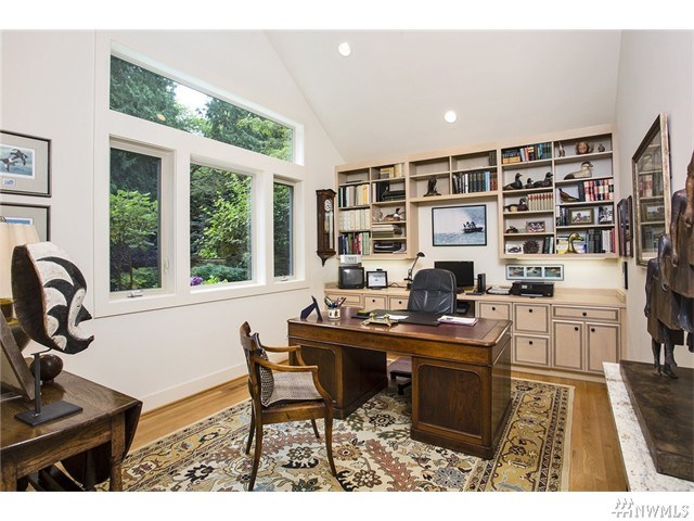 For Sale: 7734 NE North St Bainbridge Island, WA 98110