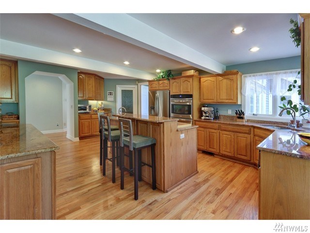 For Sale: 1174 High School Rd NE Bainbridge Island, WA 98110