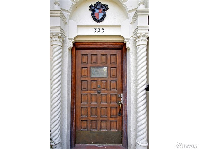 For Sale: 323 16th Ave E #202 Seattle, WA 98112