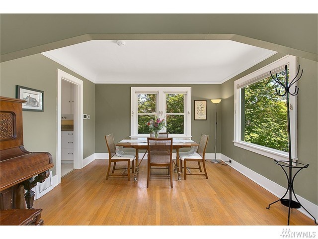 For Sale: 1702 NE 77th St Seattle, WA 98115