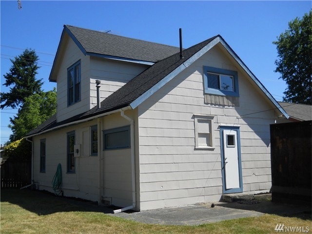 For Sale: 647 NW 82nd St Seattle, WA 98117
