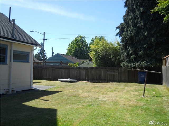 For Sale: 647 NW 82nd St Seattle, WA 98117