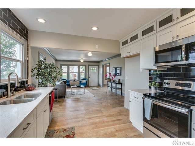 For Sale: 3215 S Portland Seattle, WA 98118