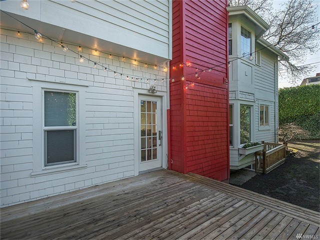 309 W Kinnear