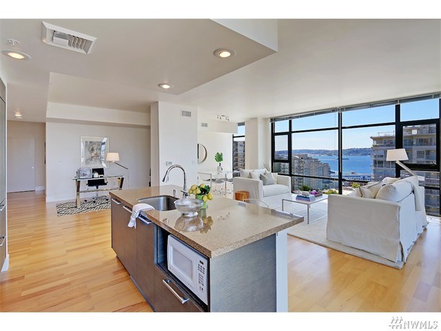 For Sale: 2911 2nd Ave #1019 Seattle, WA 98121