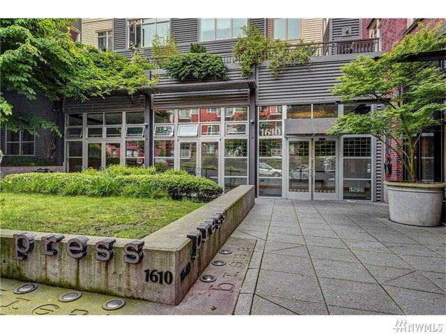 For Sale: 1610 Belmont Ave #507 Seattle, WA 98122