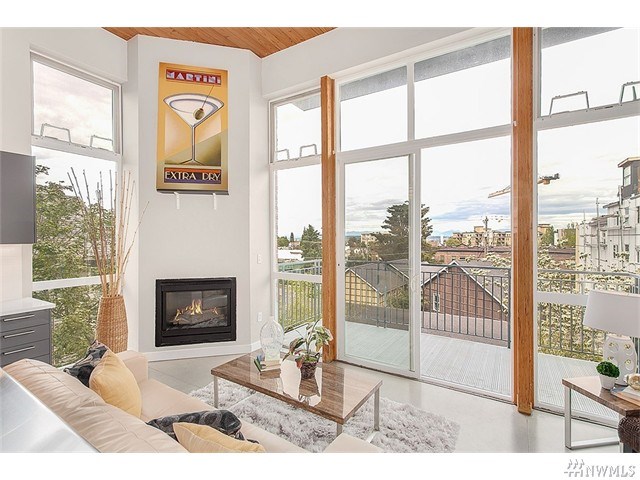For Sale: 1812 19th Ave #216 Seattle, WA 98122