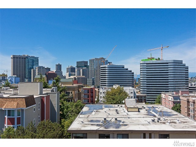 For Sale: 1616 Summit Ave #204 Seattle, WA 98122