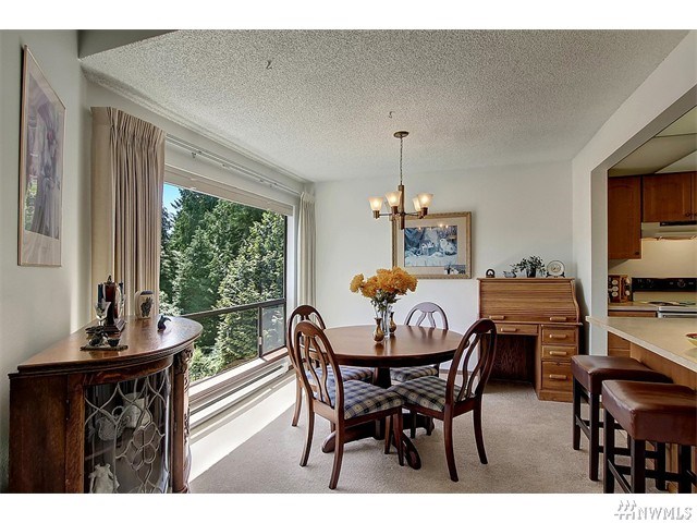 For Sale: 13735 15th Ave NE #APT C-5 Seattle, WA 98125
