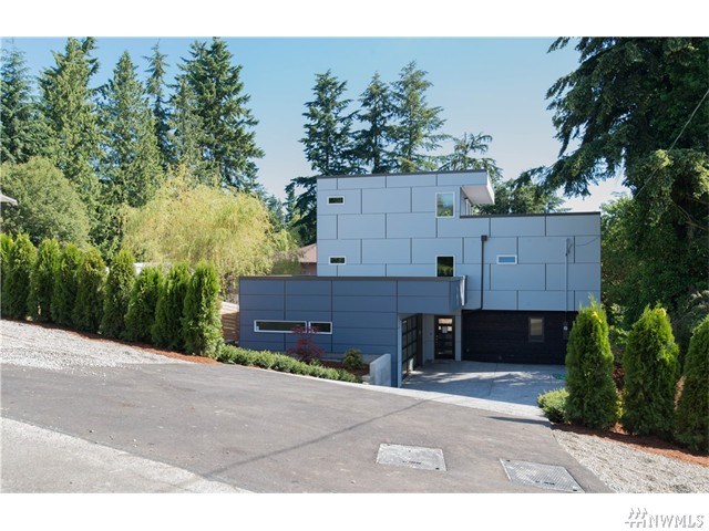 For Sale: 13636 3rd Ave NE Seattle, WA 98125