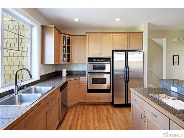For Sale: 10759 Durland Ave NE Seattle, WA 98125