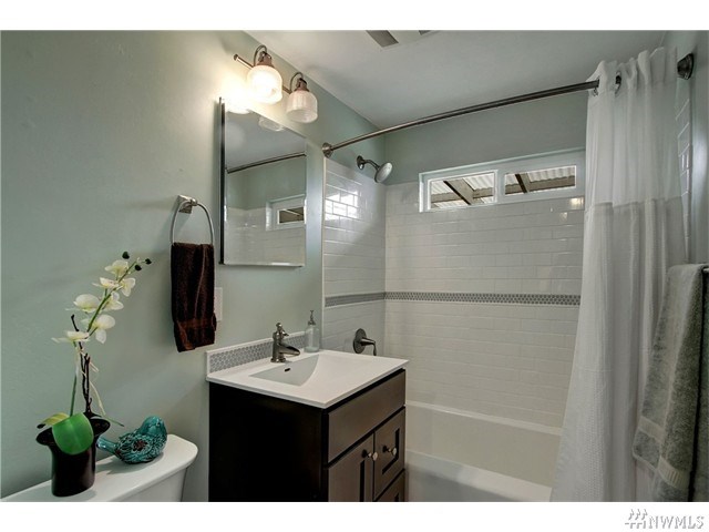 For Sale: 12512 2nd Ave NE Seattle, WA 98125