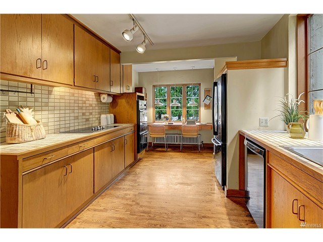 13240 39th Ave NE