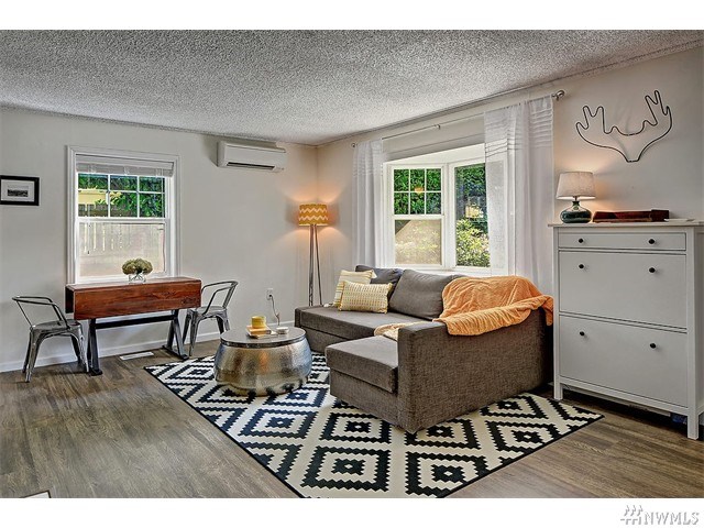 For Sale: 9820 33rd Ave SW Seattle, WA 98126