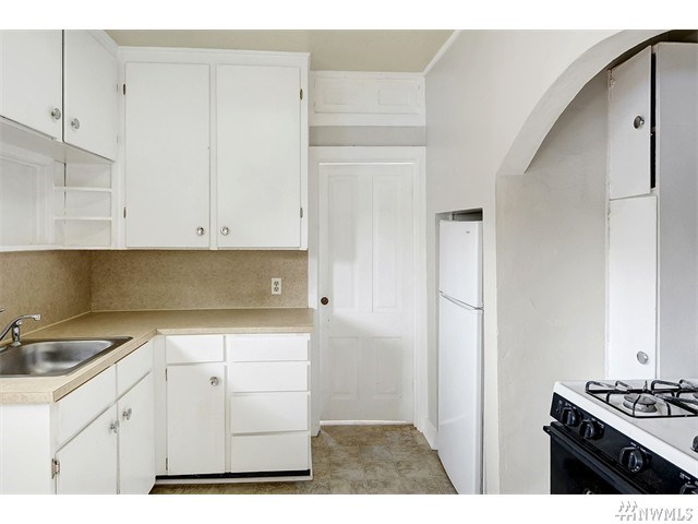 For Sale: 10533 Phinney Ave N Seattle, WA 98133