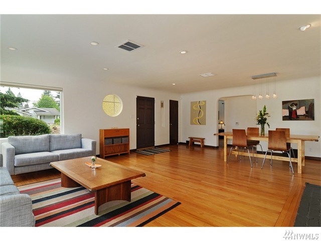 For Sale: 450 N 143rd St Seattle, WA 98133