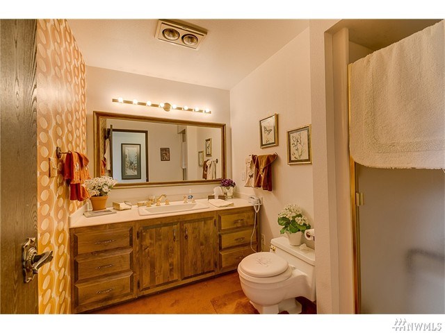 For Sale: 1332 N 150th St Seattle, WA 98133
