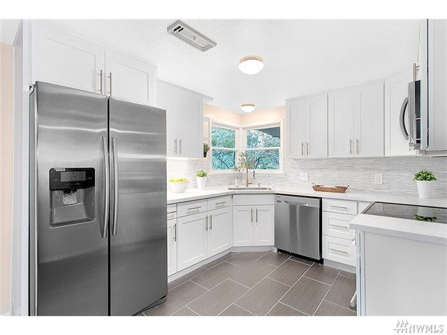 For Sale: 304 N 200th St Seattle, WA 98133