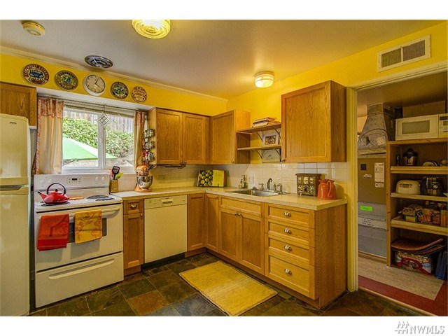 For Sale: 6054 Fauntleroy Way SW Seattle, WA 98136