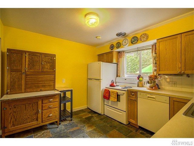 For Sale: 6054 Fauntleroy Way SW Seattle, WA 98136