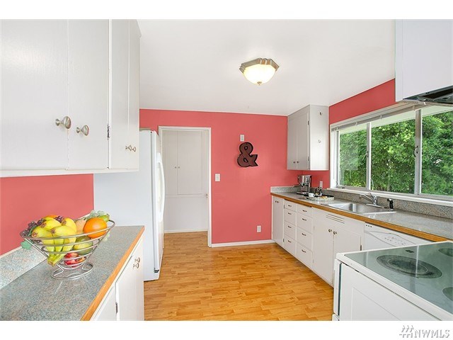 For Sale: 6456 Marshall Ave SW Seattle, WA 98136