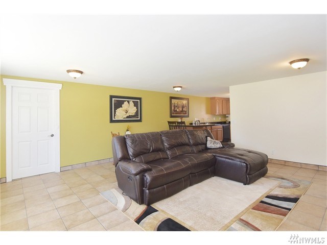 For Sale: 2414 SW 103rd St Seattle, WA 98146