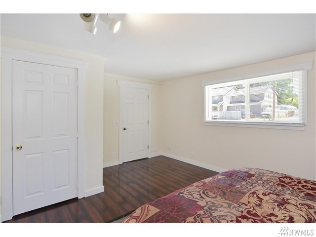 For Sale: 2414 SW 103rd St Seattle, WA 98146