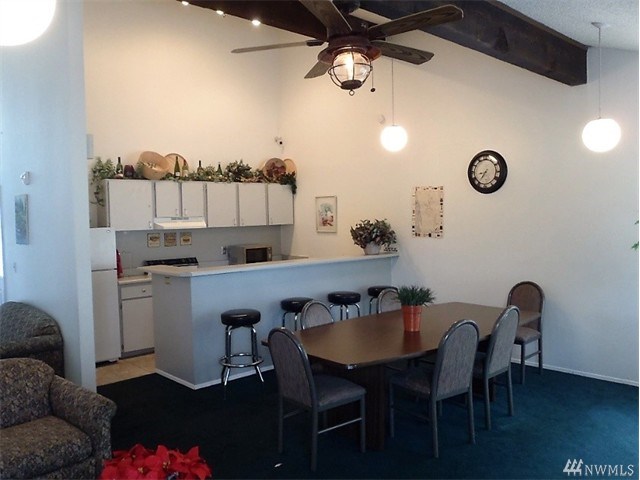 For Sale: 17431 Ambaum Blvd S #A1 Seattle, WA 98148