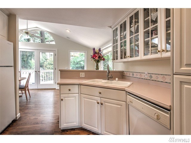 For Sale: 17480 47th Ave NE Seattle, WA 98155