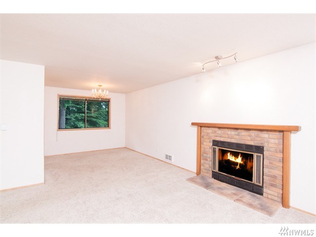 For Sale: 1116 NE 198th Seattle, WA 98155
