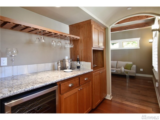 For Sale: 18062 25th Ave NE Seattle, WA 98155